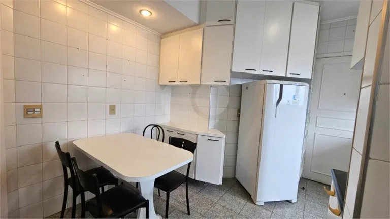Imagem Apartamento à venda com 3 quartos, sendo 1 suíte, no condomínio Maresias, São Paulo - SP