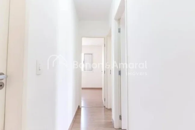 Imagem Apartamento à venda no Condomínio Lumini 1, no bairro Santa Genebra em Campinas. Planta bem distri...