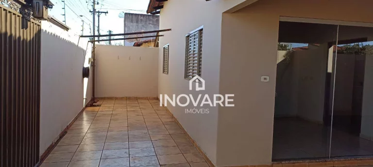 Imagem Casa com 3 dormitórios à venda, 106 m² por R$ 285.000,00 - Jardim Leonora Ll - Itumbiara/GO