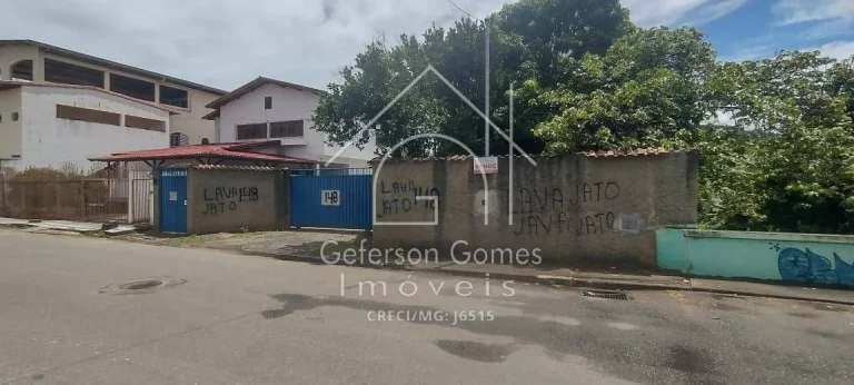 Imagem Lote á Venda - Com 165M² - Centro - Mantena - MG
