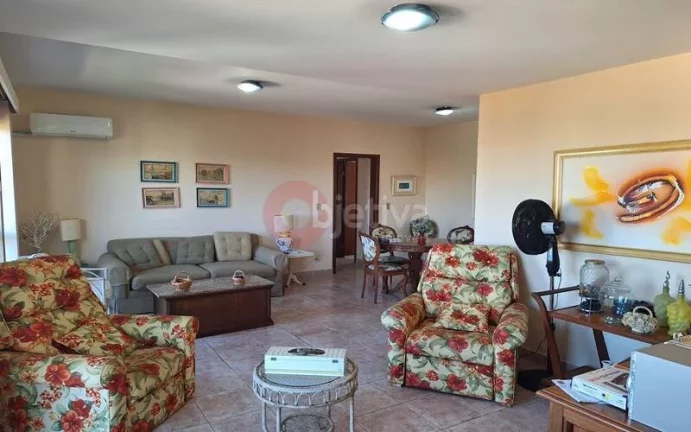 Imagem Lindo apartamento de 3 quartos a venda na passagem em Cabo Frio