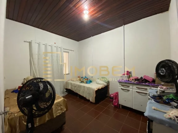 Imagem Imperdível: Casa à venda em Sinop-MT, bairro Jardim Celeste, 4 quartos, 2 suítes, 2 salas, 3 banheiros, 1 vaga, 140m².