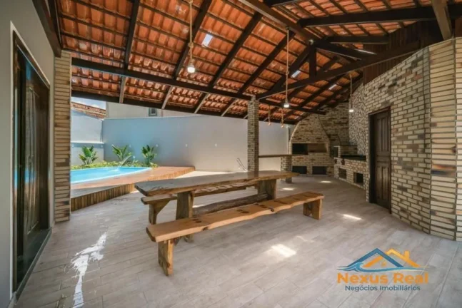 Imagem Sobrado com Piscina e 5 quartos
