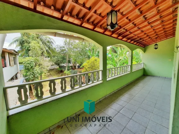 Imagem Casa duplex com terraço, 5 quartos, 2 salas, 320M² por R$580.000,00 em Guarapari-ES.