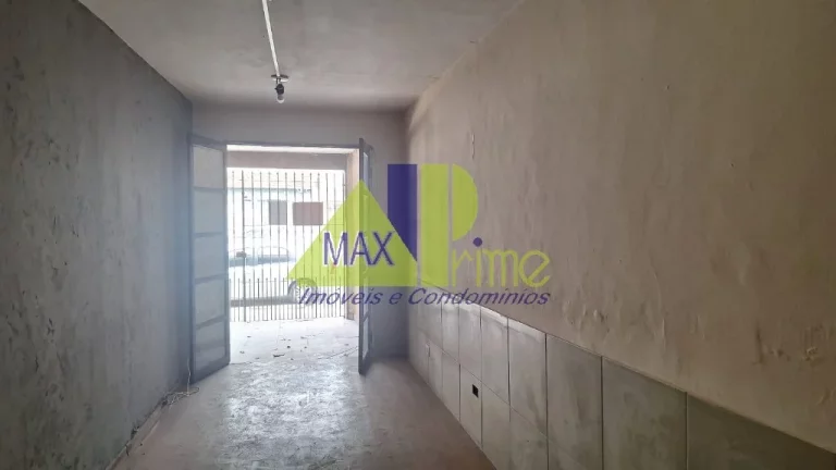 Imagem Aluguel de Casa Espaçosa na Vila Guilhermina, São Paulo-SP: 2 Quartos, 2 Salas, 1 Banheiro, 2 Vagas, 110m².
