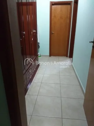 Imagem Apresentamos esta belíssima casa assobradada em um dos condomínios mais desejados de Valinhos, com...