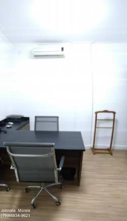 Imagem Ponto Comercial na Rua Arauá - Ótimo para Escritório Corporativo | 126m²