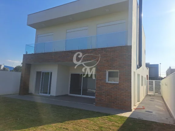 Imagem Sobrado com 3 Suítes em Medeiros