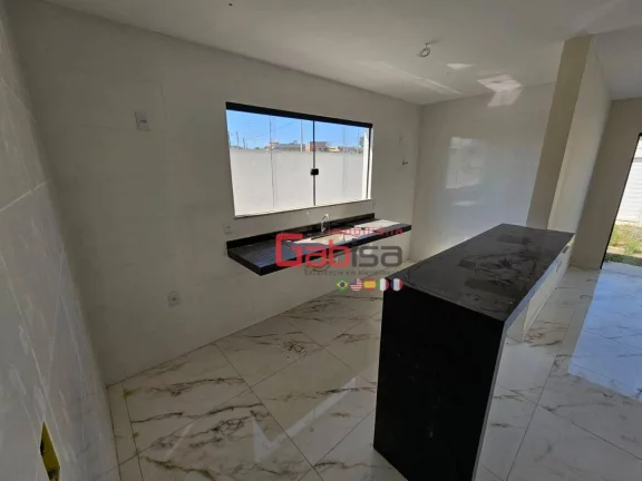 Imagem Casa com 3 dormitórios à venda, 175 m² por R$ 400.000,00 - Caminho de Búzios - Cabo Frio/RJ