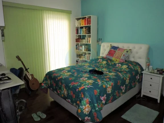 Imagem Casa em Condomínio a Venda no bairro Granja Viana - Carapicuíba, SP