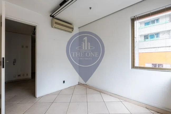 Imagem Conjunto comercial à venda em São Paulo-SP, Bela Vista: 2 salas, 2 banheiros, 1 vaga, 34m². Aproveite!