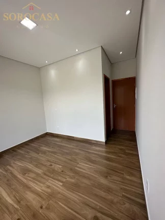Imagem Casa à Venda 3 dorm. 1 suite - Cond. Villaggio Ipanema