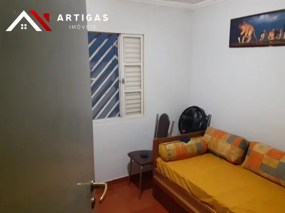 Imagem Sobrado á venda na Mooca Rua Visconde de Inhomerim 300 m² 3 dormitórios 1 suíte 4 vagas