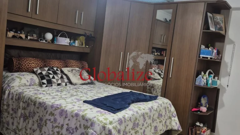 Imagem Apartamento com 2 Dormitórios e vaga demarcada à venda no Gonzaga por R$380.000,00.