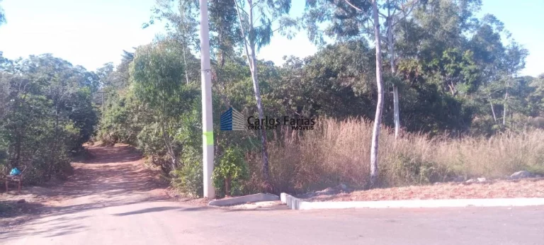 Imagem Chácara para Venda em Brasília, Setor Habitacional Tororó (Jardim Botânico), 3 dormitórios, 1 suíte, 2 banheiros, 2 vagas