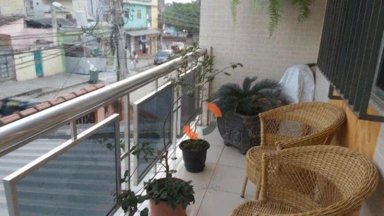 Imagem Casa Duplex Independente 2 Quartos - Prata - Nova Iguaçu/RJ