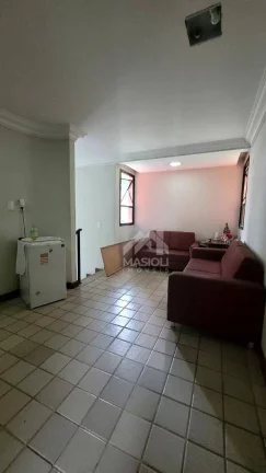 Imagem casa 4 quartos com 3 suítes, adega, piscina e área de churrasqueira.