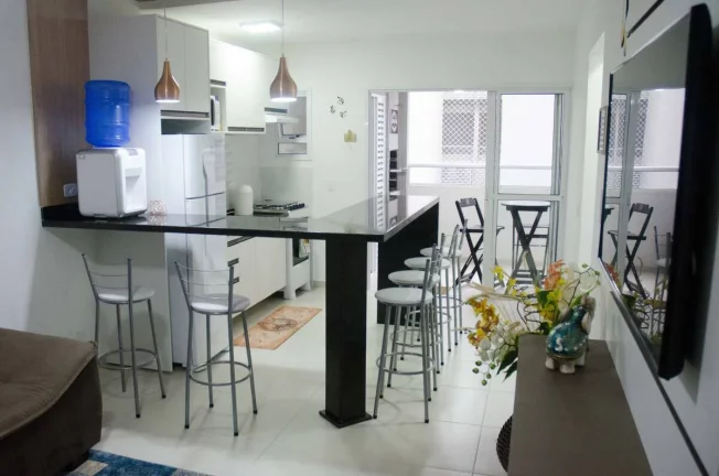Imagem APARTAMENTO COM ÓTIMA LOCALIZAÇÃO, PERTINHO DA PRAIA!