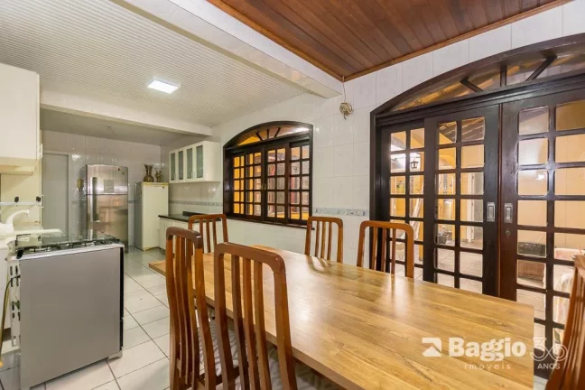 Imagem Casa com Piscina - 2 suites - São José dos Pinhais