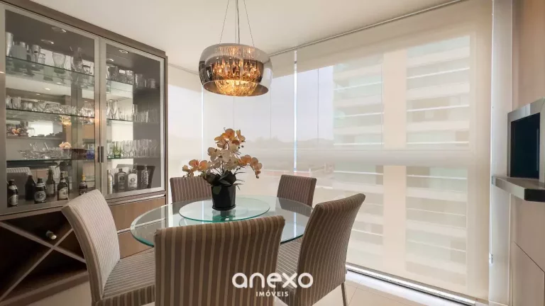 Imagem Apartamento para locação mobiliado em Blumenau com 2 dormitórios sendo uma suíte com 2 vagas.