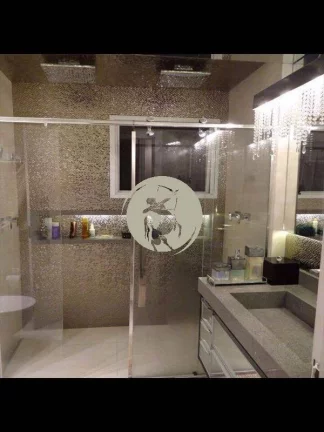 Imagem PORTEIRA FECHADA!!! ALTISSIMO PADRÃO RICAMENTE DECORADO E MOBILIADO, PROXIMO A PRAIA DO EMBARÉ!!!!