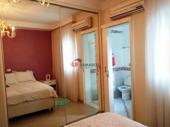 Imagem Sobrado à venda 4 Quartos, 3 Suites, 8 Vagas, 378M², Osvaldo Cruz, São Caetano do Sul - SP