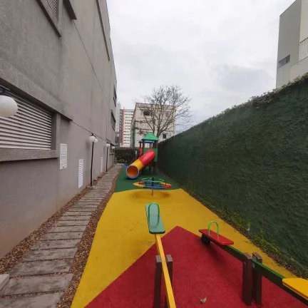 Imagem Apartamento mobiliado com 3 dormitórios sendo 1 suíte e 1 vaga de garagem no Centro de Joinville