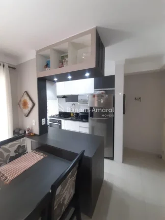 Imagem Este apartamento totalmente reformado combina requinte, conforto e praticidade em cada detalhe. Com ...