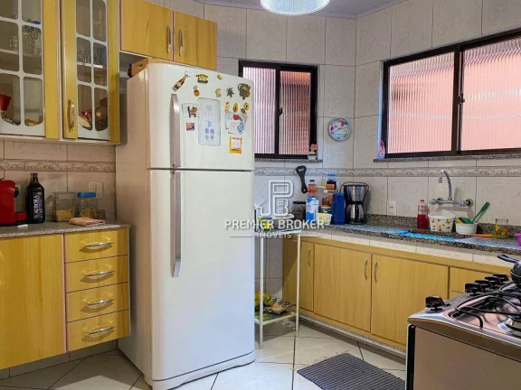 Imagem Casa à venda, 114 m² por R$ 650.000,00 - Cascata Guarani - Teresópolis/RJ