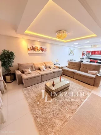 Imagem Casa Alto Padrão para Temporada em Porto Belo, pereque, 5 dormitórios, 4 suítes, 5 banheiros, 2 vagas
