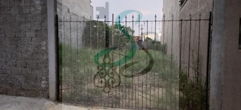 Imagem Venda de terreno no Parque Dom Pedro II, Campinas Terreno plano, murado, localizado na rua principal do bairro. Área útil 200 m² sendo 8 m² de fre