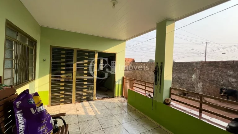 Imagem Casa à venda em Campo Grande-MS, Vila Nogueira: 4 quartos, 2 salas, 2 banheiros, 3 vagas de garagem - 134,00m². Aproveite!