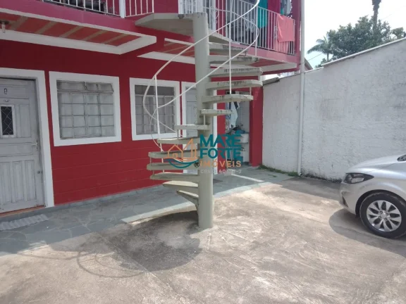 Imagem Imóvel com 4 Kitnet, no Centro de Ubatuba SP