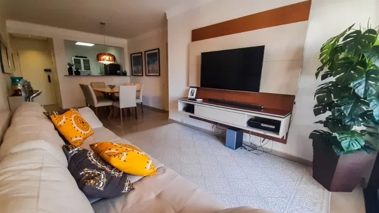 Imagem Pitangueiras - Próximo ao mar - 120 m² úteis - 2 vagas - Excelente localização.