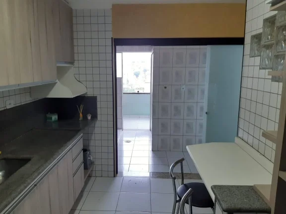 Imagem Casa Maravilhosa com 240 m² 4 Dormitorios sendo 2 Suítes Estuda Permuta