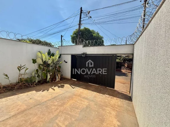 Imagem Casa com 2 dormitórios à venda, 1 m² por R$ 140.000,00 - Setor Planalto - Itumbiara/GO