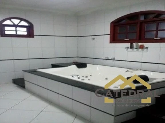 Imagem CHÁCARA À VENDA COM 4 DORMITÓRIOS, 1828 M² - RECANTO DA PRATA - JUNDIAÍ/SP