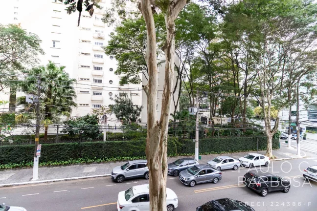 Imagem Jardim Paulista Venda - 3 Dormitórios (1 Suíte) - 2 Vagas - 142m²