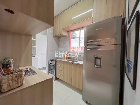 Imagem Casas de 02 Dorms com 02 vagas de garagem - Cotia/SP