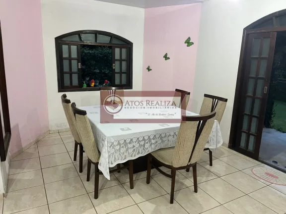 Imagem Casa de 180m² em Jardim das Palmeiras - São Paulo, com 2 dormitórios e 1 suíte por R$ 575.000 para venda e locação