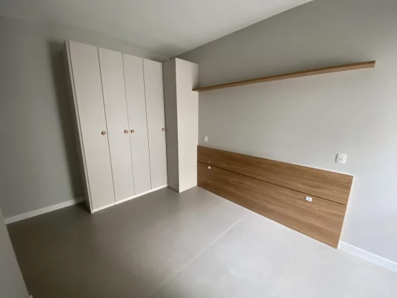 Imagem Apartamento para Venda em Florianópolis / SC no bairro Cachoeira do Bom Jesus