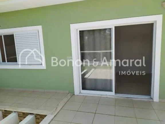 Imagem Lindo Sobrado com três suítes e piscina à venda em condomínio fechado na região do Barão Geral...