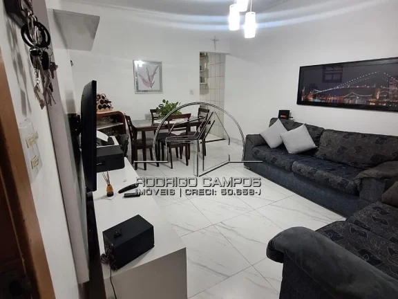 Maravilhosa Casa Geminada à Venda na Vila Voturua - 2 Quartos, 2 Vagas