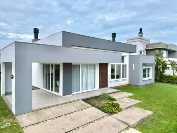 Imagem Casa em Condominio 4 Dormitórios - Bairro Atlantida Sul