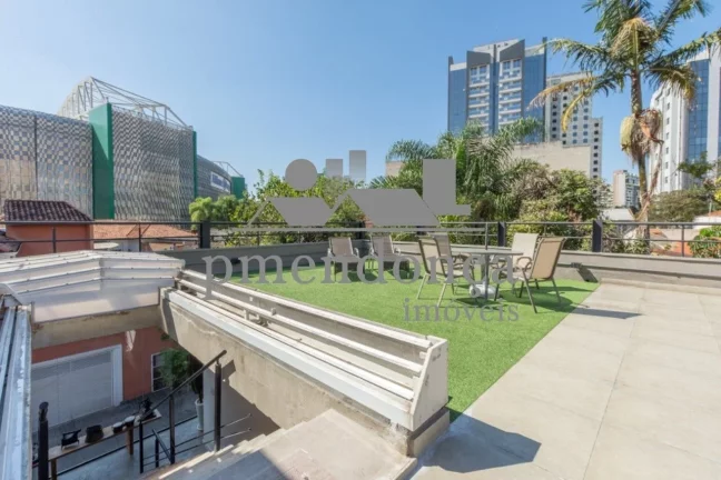 Imagem Casa de Vila em Perdizes com 3 sui­tes e 2 vagas, 202m²