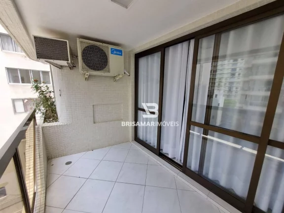 Imagem PITANGUEIRAS- NA SEGUNDA QUADRA DA PRAIA , TOTALMENTE REFORMADO , 02 VAGAS DE GARAGEM NO PRÉDIO.