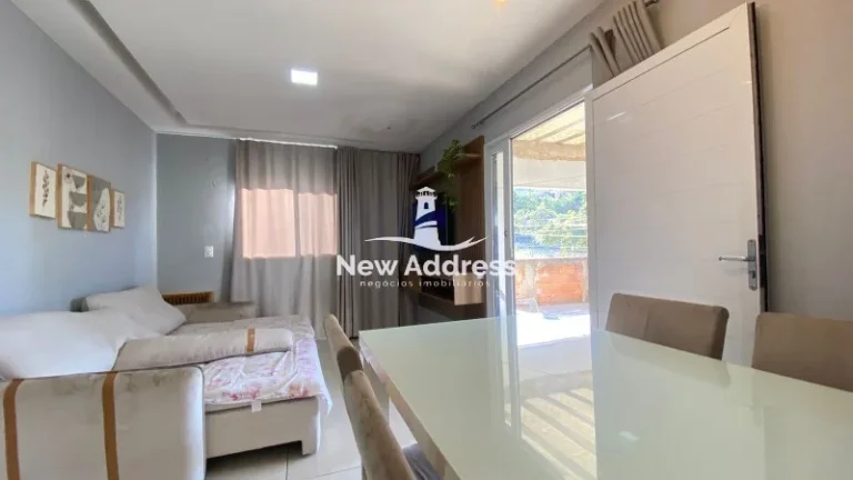Imagem Duas casas no mesmo terreno em Sotelândia: 3q + 2q, varanda com churrasqueira e ótima localização!