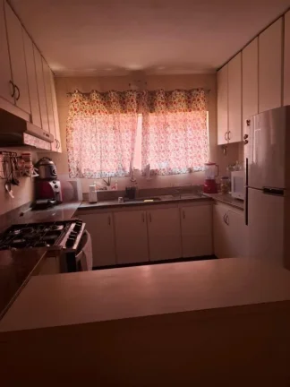 Imagem Casa para Venda em Santo André, Campestre, 5 dormitórios, 2 suítes, 3 banheiros, 4 vagas