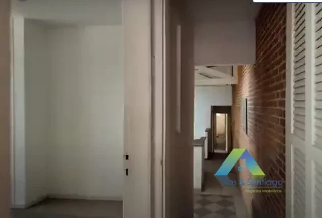 Imagem Casa Térrea a venda com 03 quartos 240m² de area construida