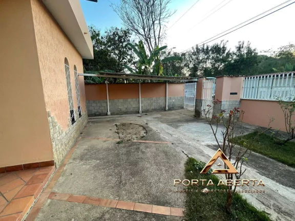 Imagem Casa 4 Quartos para venda e locação - Santa Cruz - COD 942